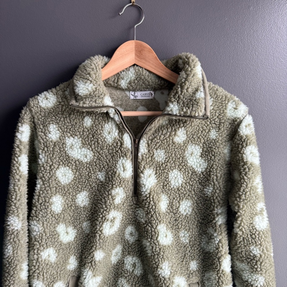 Carve Designs Wesport Jacquard Tunic Quarter Zip Jacket Medium in Olive Leopard - Picture 6 of 6